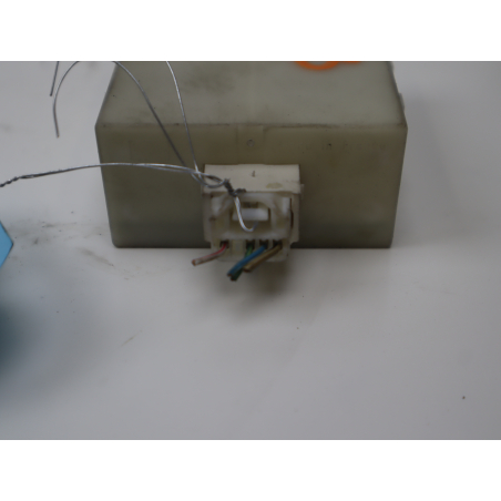 Boitier verrouillage centralise porte occasion TOYOTA AVENSIS II phase 1 - 115 D-4D