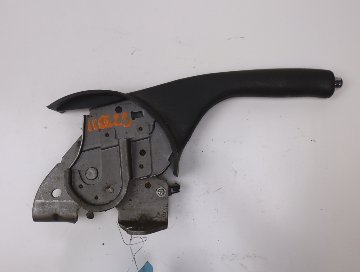 Levier frein a main occasion TOYOTA AVENSIS II phase 1 - 115 D-4D