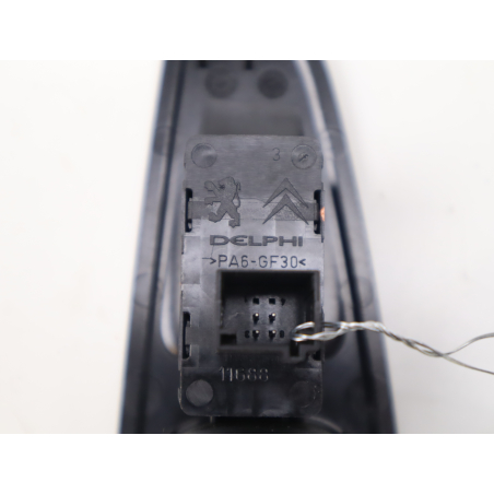 Commande leve-glace porte arrière droite occasion PEUGEOT 308 I Phase 2 SW - 1.6 e-HDi 112ch