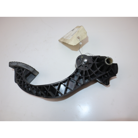 Pedale embrayage occasion PEUGEOT 208 Phase 1 - 1.4 HDI 68ch