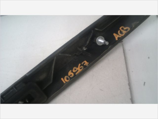 Eclaireur plaque de police occasion FORD FIESTA V Phase 2 - 1.4 TDCI