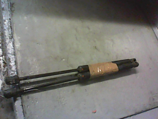 Verins hayon occasion KIA CEE D I Phase 1 - 1.6 CRDI 90ch