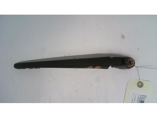 Bras essuie-glace arrière occasion SUZUKI SX4 I Phase 1 - 2.0 DDiS 134ch