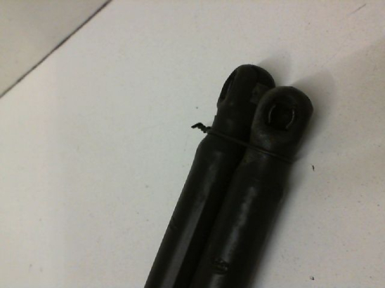 Verins hayon occasion FIAT STILO Phase 1 - 1.9 JTD 115ch