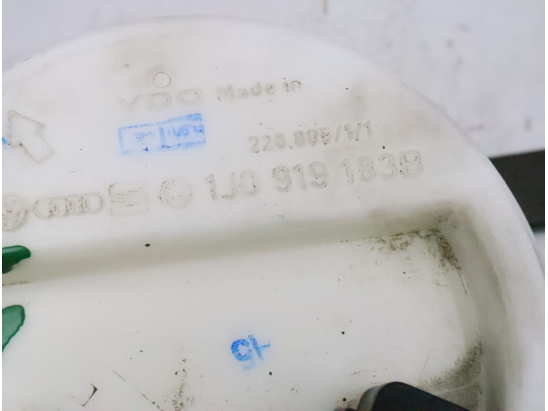 Jauge a carburant occasion VOLKSWAGEN GOLF IV Phase 1 - 1.9 TDI 110ch