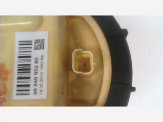 Jauge a carburant occasion PEUGEOT 5008 I Phase 1 - 1.6 HDI 110ch