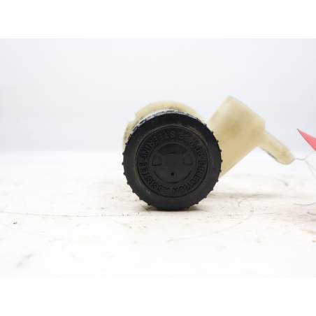 RESERVOIR POMPE DIRECTION