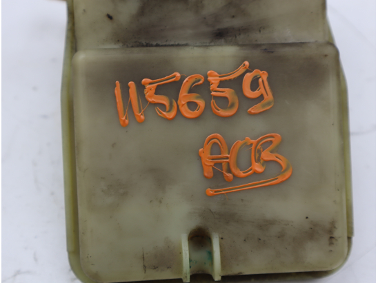 RESERVOIR POMPE DIRECTION