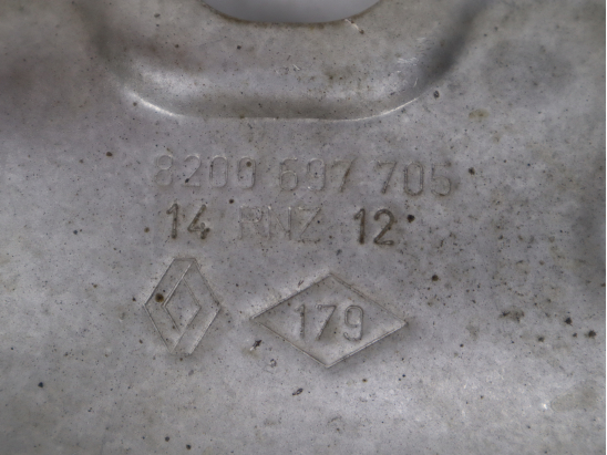 Ecran thermique occasion RENAULT CLIO III Phase 2 - 1.2i 16v 75ch