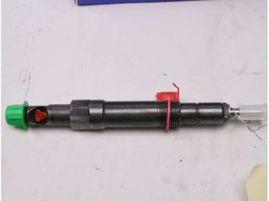 Injecteur occasion FORD TRANSIT IV Phase 1 - 2.4 TDCI 100ch