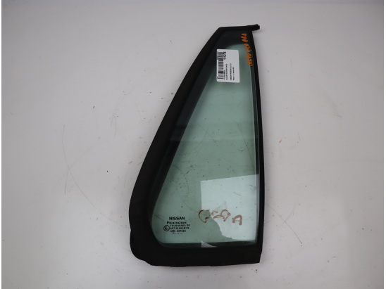 Vitre fixe porte arrière droite occasion NISSAN PRIMERA III Phase 1 - 2.0 TD 90ch