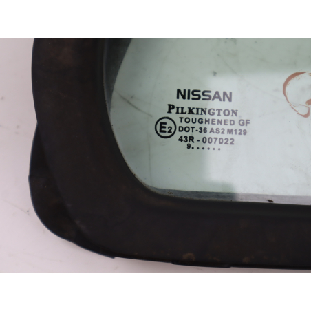 Vitre fixe porte arrière droite occasion NISSAN PRIMERA III Phase 1 - 2.0 TD 90ch
