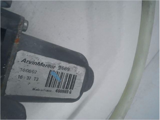 Mecanisme+moteur leve-glace arg occasion RENAULT LAGUNA II Phase 2 ESTATE - 1.9 DCI 110ch