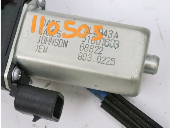 MECANISME+MOTEUR LEVE-GLACE AVD