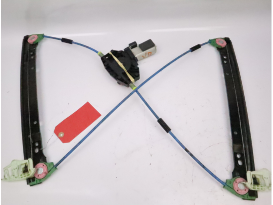 MECANISME+MOTEUR LEVE-GLACE AVD