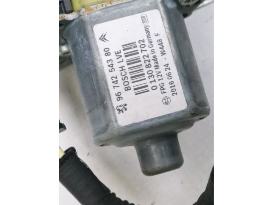 Mecanisme+moteur leve-glace avg occasion PEUGEOT 208 Phase 2 - 1.2i 81ch