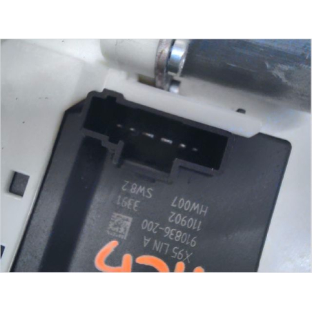 MECANISME+MOTEUR LEVE-GLACE ARG