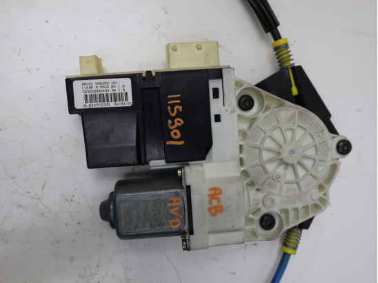 MECANISME+MOTEUR LEVE-GLACE AVD