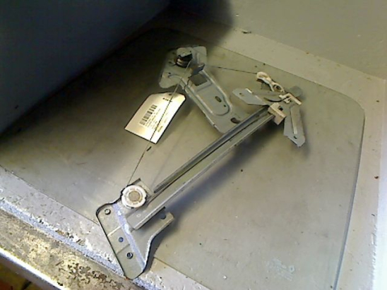 Mecanisme leve-glace arrière droit occasion CITROEN XSARA Phase 1 - 1.9 D