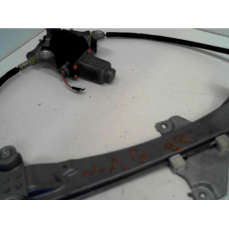 Mecanisme+moteur leve-glace avg occasion RENAULT TWINGO II Phase 1 - 1.2i 16v 75ch