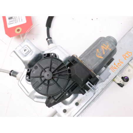 MECANISME+MOTEUR LEVE-GLACE AVD