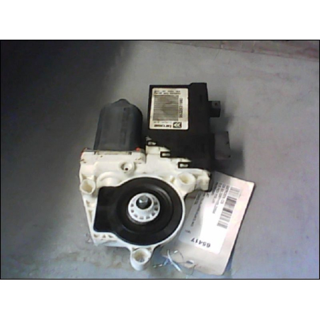 MOTEUR LEVE-VITRE AVD