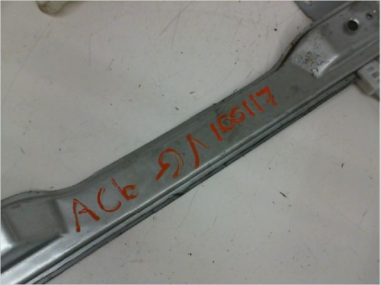 Mécanisme lève-glace avant gauche occasion CITROEN C4 I Phase 1 - 1.6 HDi 110ch