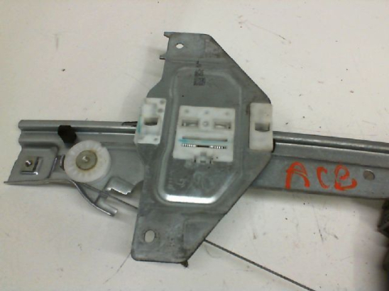 MECANISME+MOTEUR LEVE-GLACE ARG