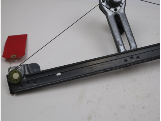 MECANISME LEVE-GLACE AVG