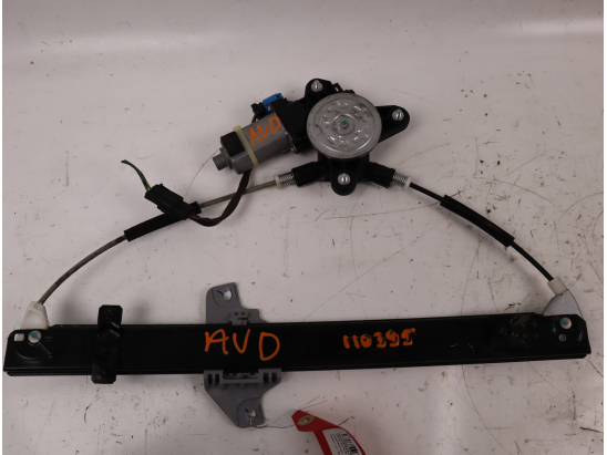 Mecanisme + moteur lève-glace avant droit occasion CHEVROLET SPARK Phase 1 - 1.0i 16v 68ch