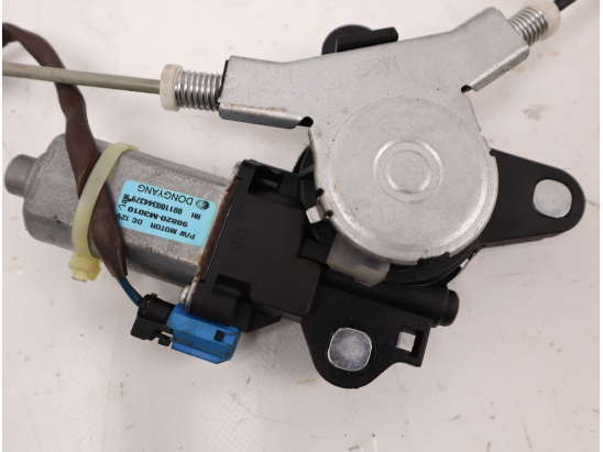 Mecanisme + moteur lève-glace avant droit occasion CHEVROLET SPARK Phase 1 - 1.0i 16v 68ch