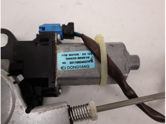 Mecanisme + moteur lève-glace avant droit occasion CHEVROLET SPARK Phase 1 - 1.0i 16v 68ch