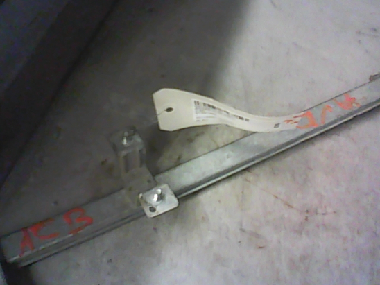 MECANISME LEVE-GLACE AVD