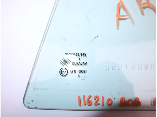 Vitre fixe porte arrière droite occasion TOYOTA VERSO Phase 1 - 126 D-4D