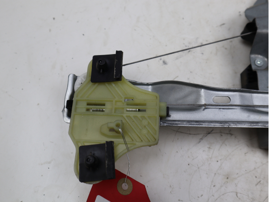 MECANISME+MOTEUR LEVE-GLACE AVD