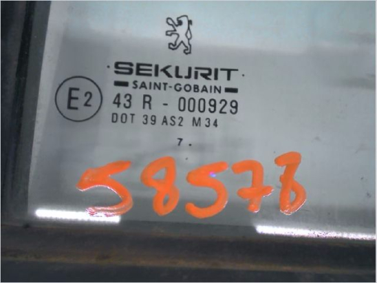 Glace fixe porte ar g occasion PEUGEOT 605 Phase 2 - 2.5 DT 130ch