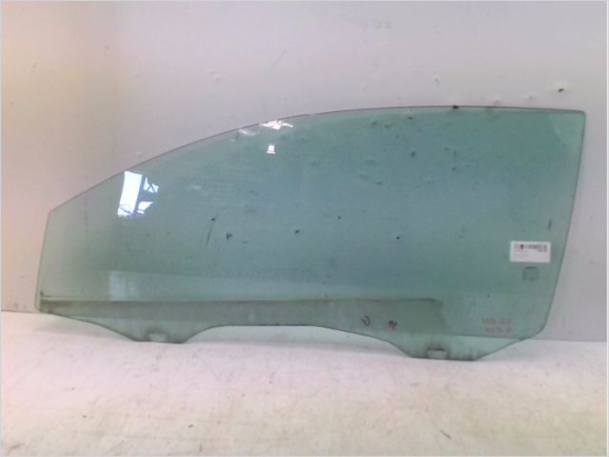 Glace porte av g occasion VOLVO C30 phase 2 - 1.6 D 115ch