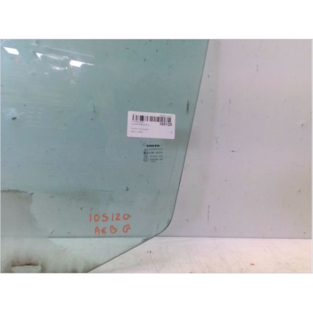 Glace porte av g occasion VOLVO C30 phase 2 - 1.6 D 115ch