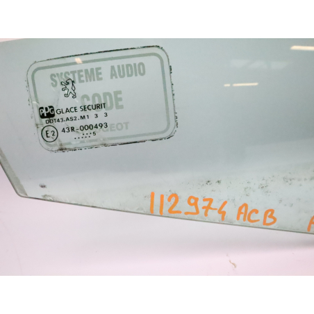 Glace porte av d occasion PEUGEOT 306 Phase 1 - 1.9 D