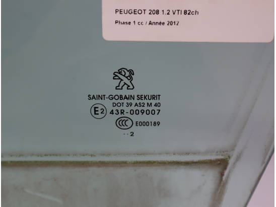 Glace porte av g occasion PEUGEOT 208 Phase 1 - 1.2 VTI 82ch