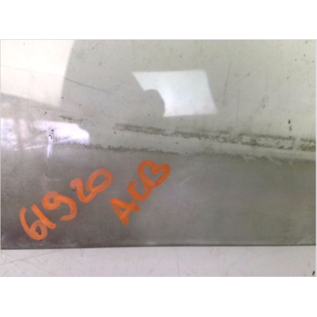 Glace porte av d occasion PEUGEOT 309 Phase 2 - 1.9 D