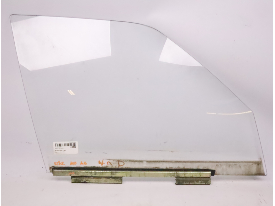 Glace porte av d occasion PEUGEOT 309 Phase 1 - 1.3i 64ch