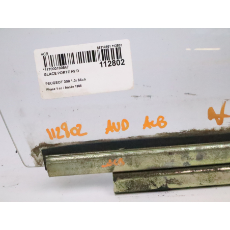 Glace porte av d occasion PEUGEOT 309 Phase 1 - 1.3i 64ch