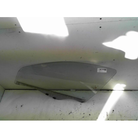 Glace porte av g occasion DACIA SANDERO I Phase 1 - 1.2 16v 75ch