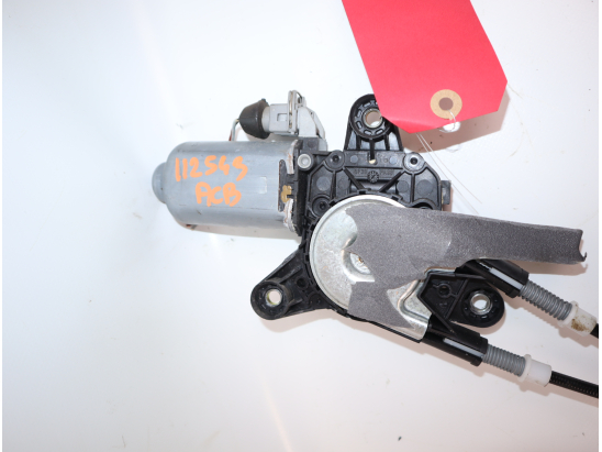 Mecanisme + moteur lève-glace avant droit occasion PEUGEOT 106 Phase 1 - 1.0i