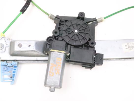 MECANISME+MOTEUR LEVE-GLACE AVD