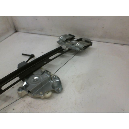 MECANISME+MOTEUR LEVE-GLACE AVD