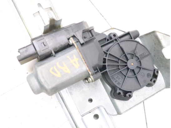 Mecanisme+moteur leve-glace ard occasion RENAULT MEGANE II Phase 2 - 1.9 DCI 130ch