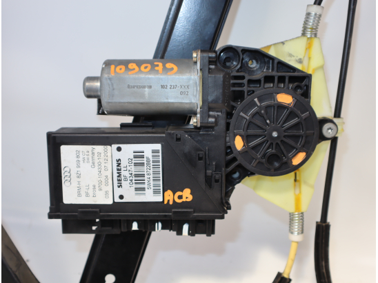 MECANISME+MOTEUR LEVE-GLACE AVD