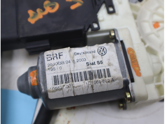 Mecanisme + moteur lève-glace avant droit occasion SEAT LEON I Phase 1 - 1.6i 100ch